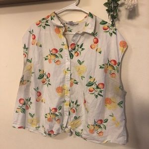 Fruit patterned button up tie in front